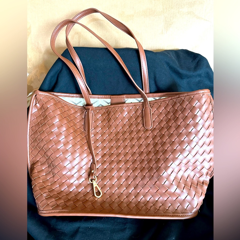 Tote purse